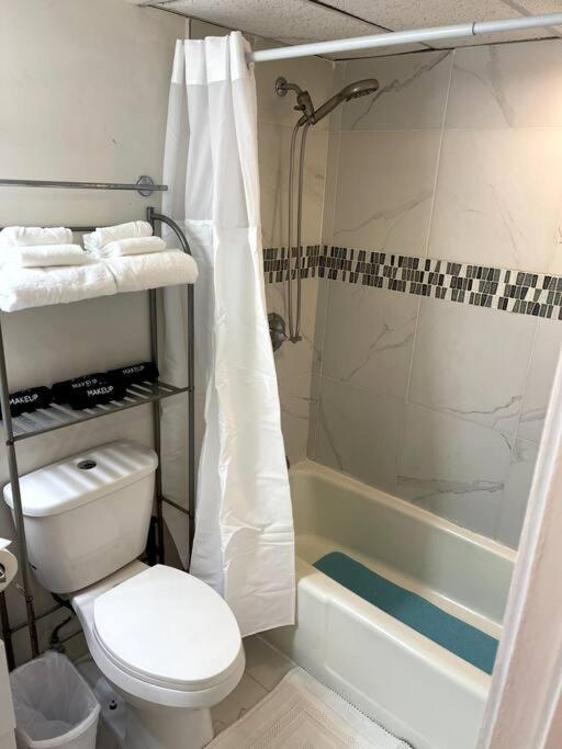 12th Fl Royal Aloha With Parking Mtn Canal View * Honolulu