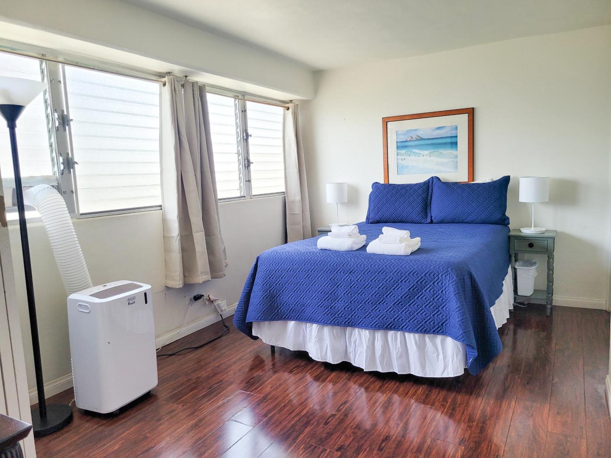 Apartment 12th Fl Royal Aloha With Parking Mtn Canal View Honolulu